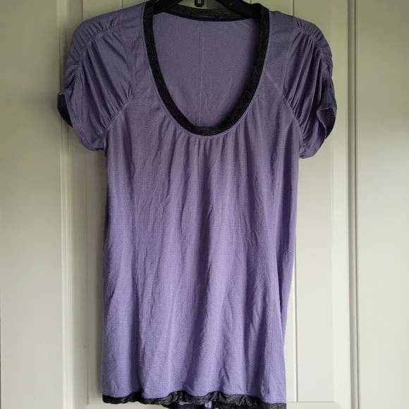 LULULEMON Purple Athletic Top Womens Medium - Picture 1 of 3